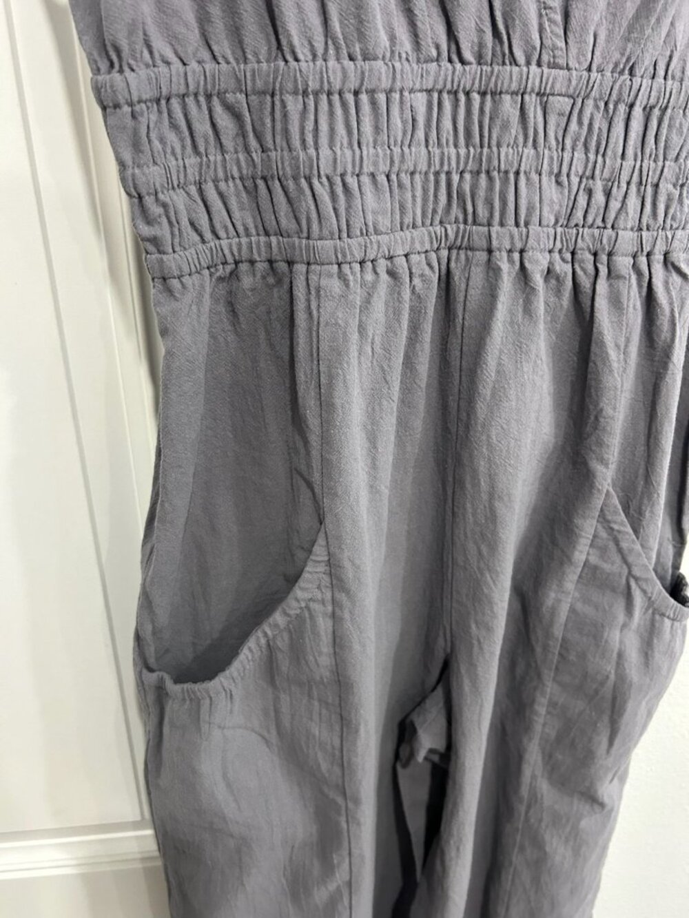 Cider Large Gray Sleeveless Elastic Waist Jumpsuit Pockets Clean Girl NWT - Picture 4 of 13